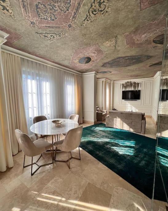 Ab Residences -Cihangir Luxury Antique Apartment Istanbul Bagian luar foto
