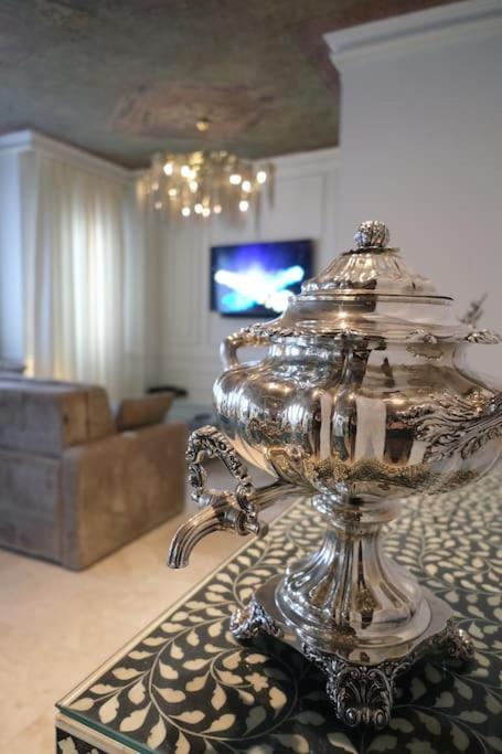 Ab Residences -Cihangir Luxury Antique Apartment Istanbul Bagian luar foto