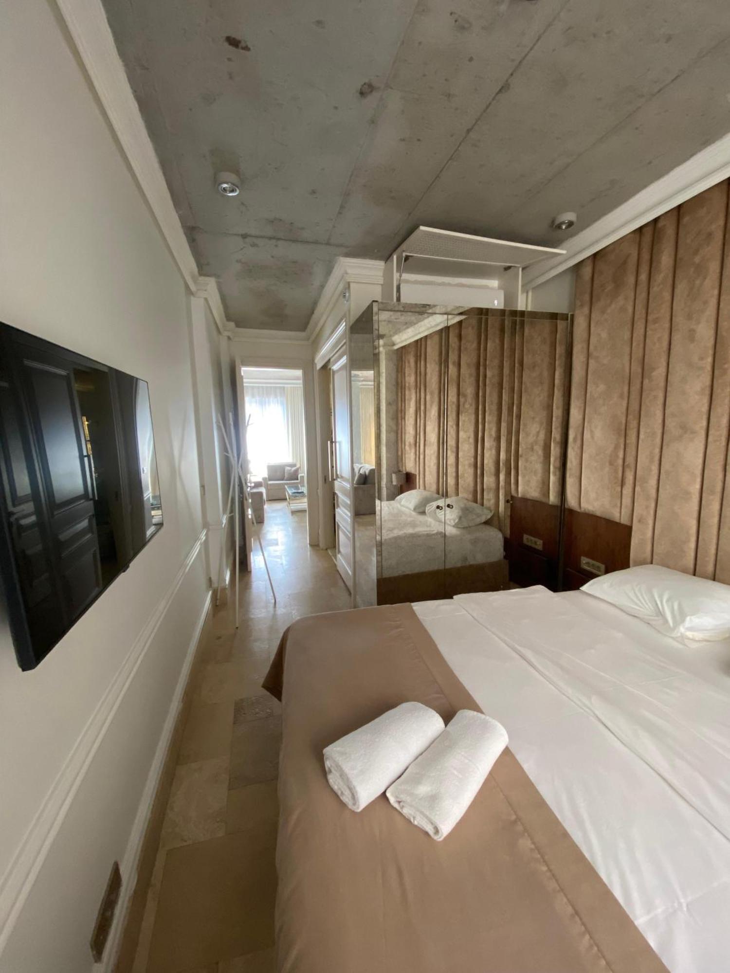 Ab Residences -Cihangir Luxury Antique Apartment Istanbul Bagian luar foto